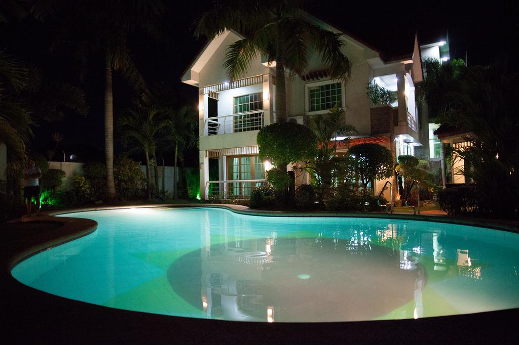 Sir Nico Guesthouse And Resort Plaridel  Bagian luar foto