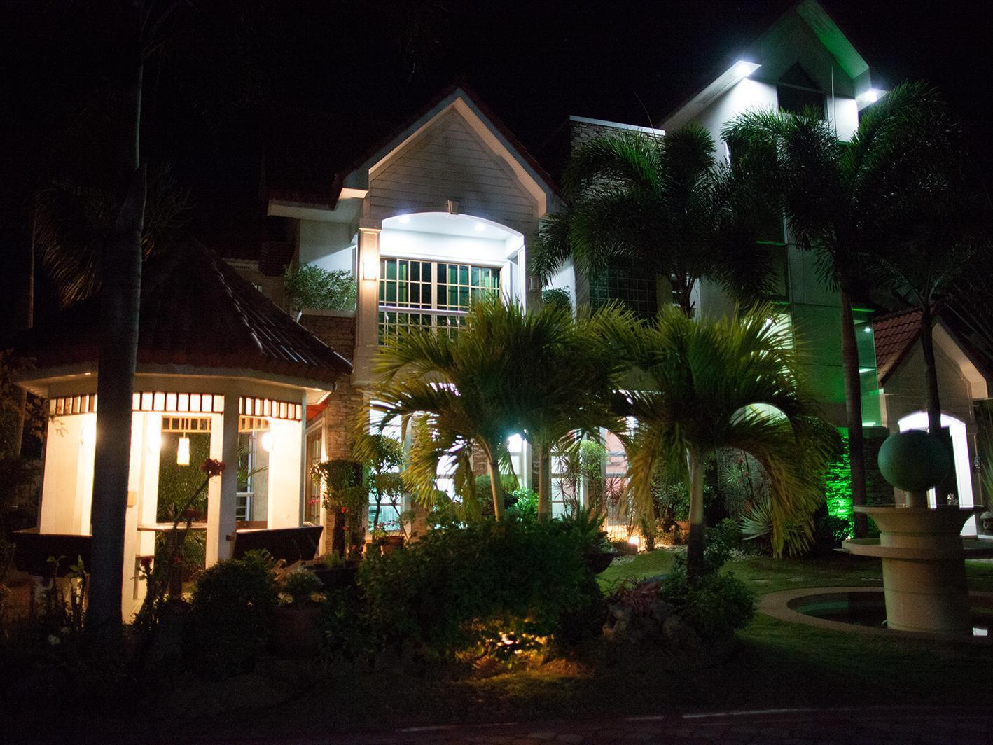 Sir Nico Guesthouse And Resort Plaridel  Bagian luar foto